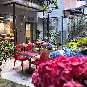 Nuru Ziya Residences מלון